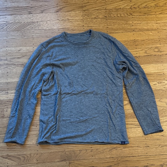 Faherty long-sleeve reversible gray/ blue stripes (size: xs) - Picture 1 of 7